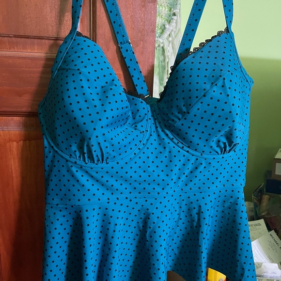 Terra & Sky Other - Terra & Sky Bathing Suit Top